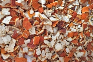 Kurutulmuş mandalina kabuğu